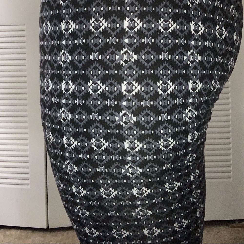 Pants - Picture 2 of 3